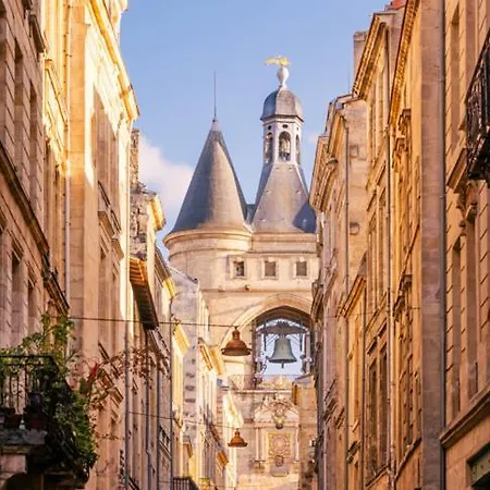 Douillet Avec Terrasse